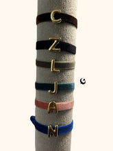 Cargar imagen en el visor de la galería, Pulsera Abc
