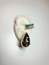 Cargar imagen en el visor de la galería, Aretes Gaby Cristal
