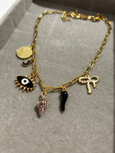 Cargar imagen en el visor de la galería, Cadena Charms
