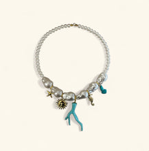 Cargar imagen en el visor de la galería, Collar Margarita
