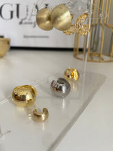Cargar imagen en el visor de la galería, EarCuff Guala
