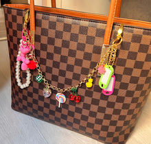 Cargar imagen en el visor de la galería, Bag Charm
