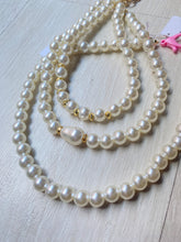Cargar imagen en el visor de la galería, Collar de perlas
