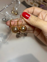 Cargar imagen en el visor de la galería, Aretes otis
