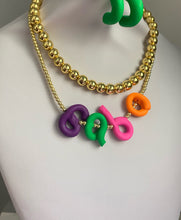 Cargar imagen en el visor de la galería, Letters poli necklace

