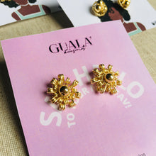 Cargar imagen en el visor de la galería, Aretes Espiral
