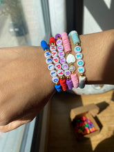 Cargar imagen en el visor de la galería, Pulseras de fimo
